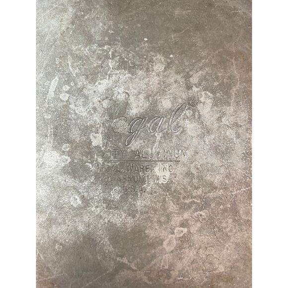 Vintage MCM Green Regal Ware nonstick dutch oven aluminum w lid and handles - Picture 10 of 11